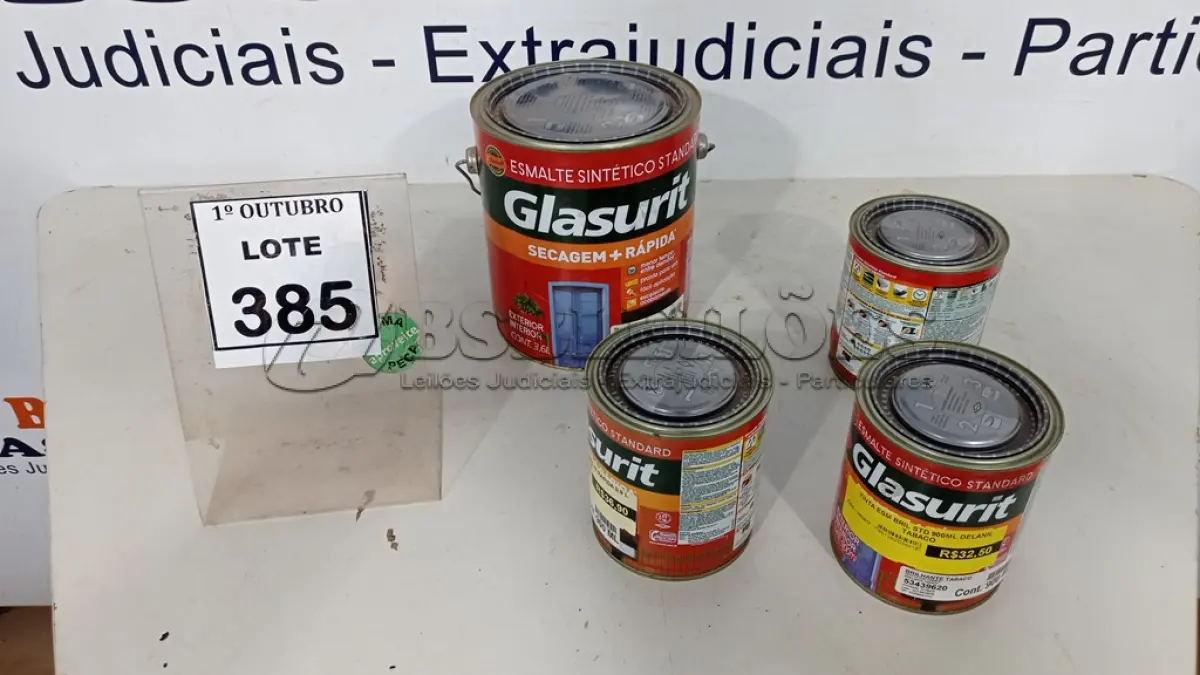 LOTE 385 - 01 LATA DE ESMALTE SINTÉTICO COM 3,6L NA COR BRILHANTE LARANJA IPÊ MARCA GLASURIT E 03 LATAS DE ESMALTE SINTÉTICO COM 900ML CORES VARIADAS MARCA GLASURIT. (NO ESTADO) ATENÇÃO! FAZER A VISITAÇÃO ANTES DE ARREMATAR, NÃO SABEMOS SE FUNCIONA, LEILÃO NÃO TEM GARANTIA E NEM DEVOLUÇÃO, SUJEITO A POSSÍVEIS AVARIAS VISÍVEIS/OCULTAS E/OU AUSÊNCIA DE COMPONENTES.