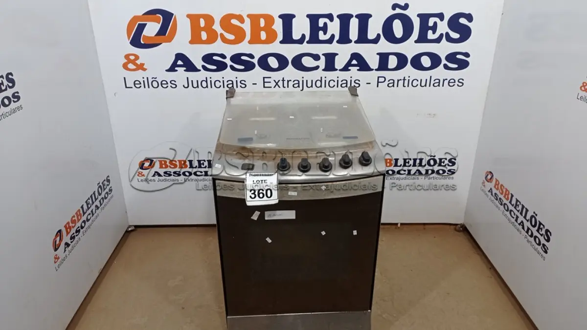LOTE 360 - 01 FOGÃO 04 BOCAS MARCA BRASTEMP. (NO ESTADO) ATENÇÃO! FAZER A VISITAÇÃO ANTES DE ARREMATAR, NÃO SABEMOS SE FUNCIONA, LEILÃO NÃO TEM GARANTIA E NEM DEVOLUÇÃO, SUJEITO A POSSÍVEIS AVARIAS VISÍVEIS/OCULTAS E/OU AUSÊNCIA DE COMPONENTES.