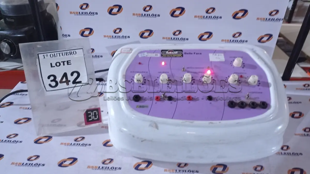 LOTE 342 - 01 APARELHO DE ALTA FREQUÊNCIA BELLE FACE MARCA ELETROBEL. (NO ESTADO) ATENÇÃO! FAZER A VISITAÇÃO ANTES DE ARREMATAR, NÃO SABEMOS SE FUNCIONA, LEILÃO NÃO TEM GARANTIA E NEM DEVOLUÇÃO, SUJEITO A POSSÍVEIS AVARIAS VISÍVEIS/OCULTAS E/OU AUSÊNCIA DE COMPONENTES