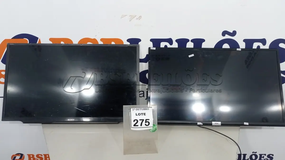 LOTE 275 - 02 TVS LCD 32’’ MARCAS SEMP TCL E SONY. (NO ESTADO) ATENÇÃO! FAZER A VISITAÇÃO ANTES DE ARREMATAR, NÃO SABEMOS SE FUNCIONA, LEILÃO NÃO TEM GARANTIA E NEM DEVOLUÇÃO, SUJEITO A POSSÍVEIS AVARIAS VISÍVEIS/OCULTAS E/OU AUSÊNCIA DE COMPONENTES.