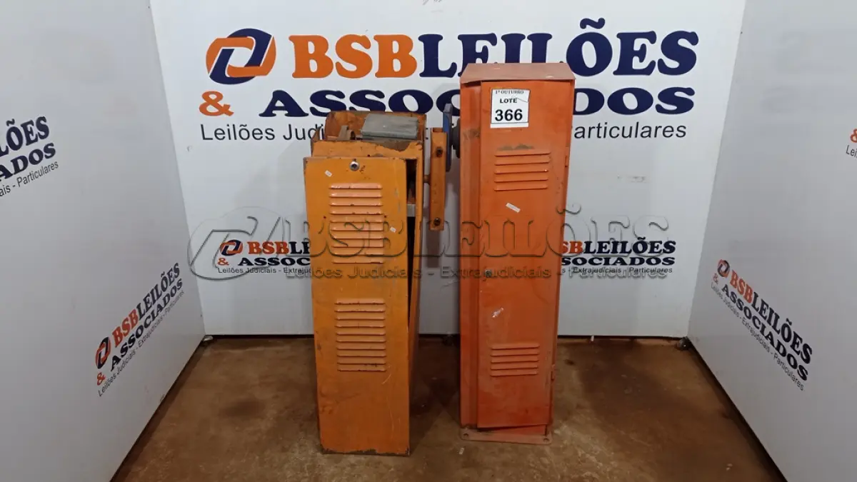 LOTE 366 - 02 CANCELAS AUTOMÁTICAS (SEM BRAÇO). (NO ESTADO) ATENÇÃO! FAZER A VISITAÇÃO ANTES DE ARREMATAR, NÃO SABEMOS SE FUNCIONA, LEILÃO NÃO TEM GARANTIA E NEM DEVOLUÇÃO, SUJEITO A POSSÍVEIS AVARIAS VISÍVEIS/OCULTAS E/OU AUSÊNCIA DE COMPONENTES.