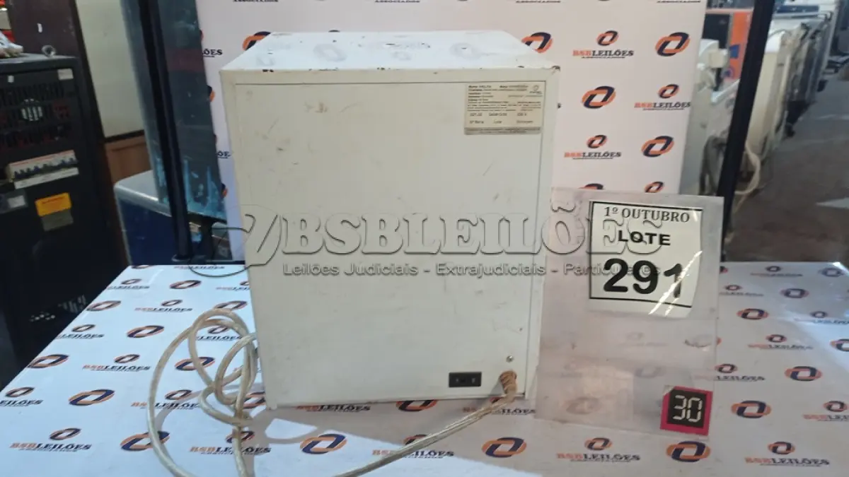 LOTE 291 - 01 ESTUFA DE ESTERILIZAÇÃO E SECAGEM. (NO ESTADO) ATENÇÃO! FAZER A VISITAÇÃO ANTES DE ARREMATAR, NÃO SABEMOS SE FUNCIONA, LEILÃO NÃO TEM GARANTIA E NEM DEVOLUÇÃO, SUJEITO A POSSÍVEIS AVARIAS VISÍVEIS/OCULTAS E/OU AUSÊNCIA DE COMPONENTES.