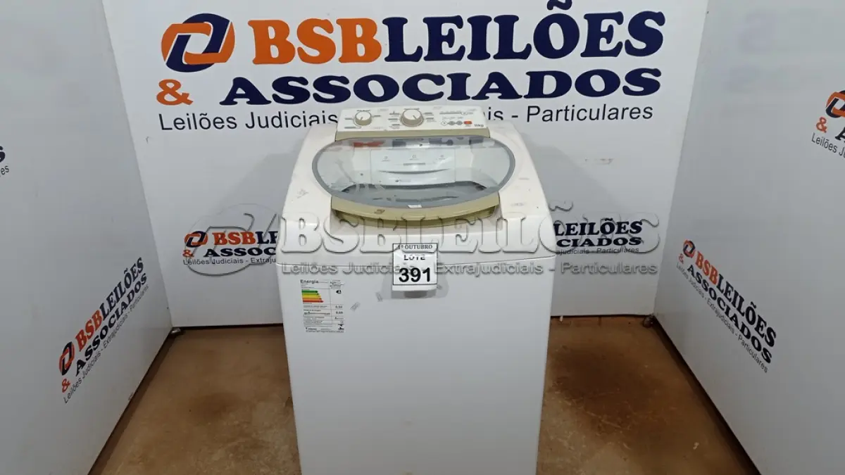 LOTE 391 - 01 MÁQUINA DE LAVAR 11KG 220V MARCA BRASTEMP. (NO ESTADO) ATENÇÃO! FAZER A VISITAÇÃO ANTES DE ARREMATAR, NÃO SABEMOS SE FUNCIONA, LEILÃO NÃO TEM GARANTIA E NEM DEVOLUÇÃO, SUJEITO A POSSÍVEIS AVARIAS VISÍVEIS/OCULTAS E/OU AUSÊNCIA DE COMPONENTES.