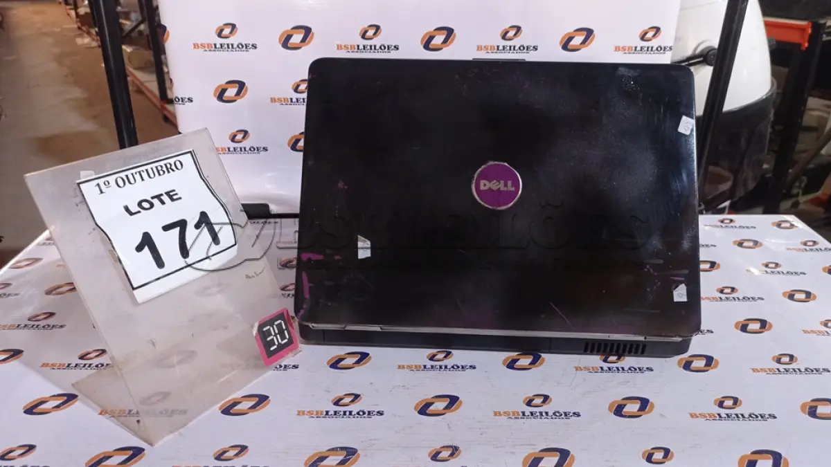 LOTE 171 - 01 NOTEBOOK I5 MARCA DELL. (NO ESTADO) ATENÇÃO! FAZER A VISITAÇÃO ANTES DE ARREMATAR, NÃO SABEMOS SE FUNCIONA, LEILÃO NÃO TEM GARANTIA E NEM DEVOLUÇÃO, SUJEITO A POSSÍVEIS AVARIAS VISÍVEIS/OCULTAS E/OU AUSÊNCIA DE COMPONENTES.