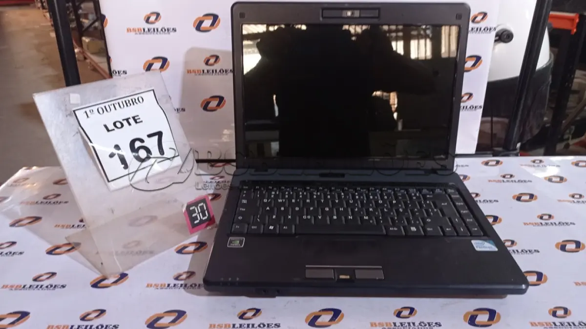 LOTE 167 - 01 NOTEBOOK MARCA DATEN. (NO ESTADO) ATENÇÃO! FAZER A VISITAÇÃO ANTES DE ARREMATAR, NÃO SABEMOS SE FUNCIONA, LEILÃO NÃO TEM GARANTIA E NEM DEVOLUÇÃO, SUJEITO A POSSÍVEIS AVARIAS VISÍVEIS/OCULTAS E/OU AUSÊNCIA DE COMPONENTES.