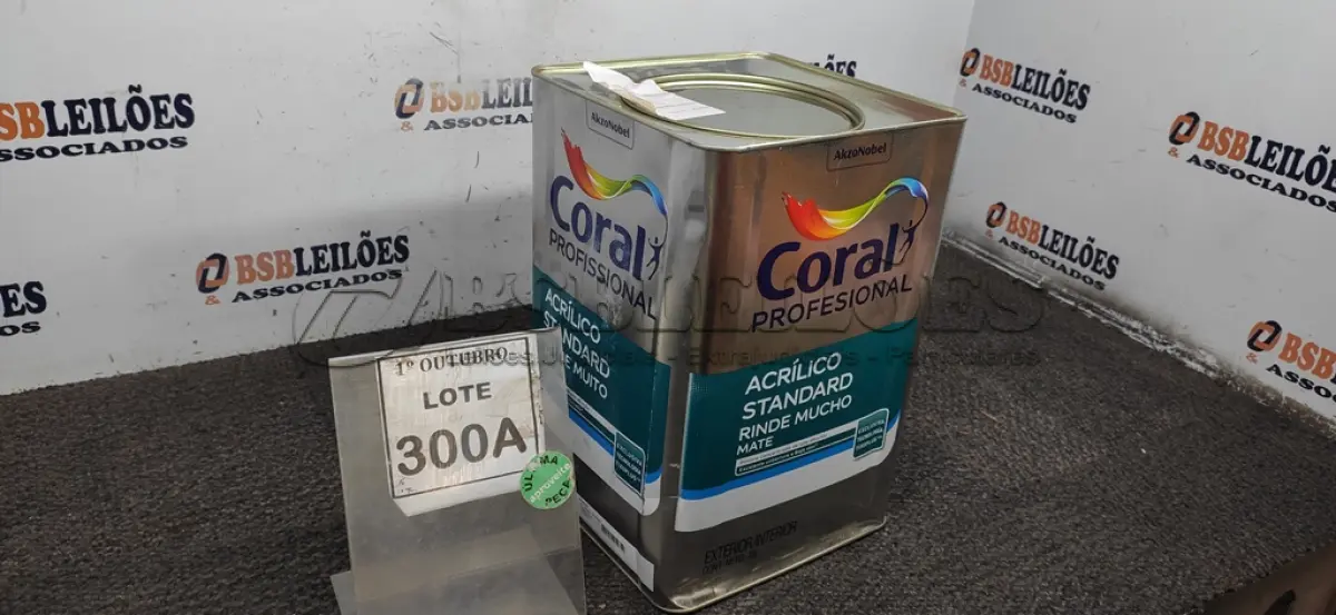 LOTE 300 - 01 LATA DE TINTA ACRILICA 18L NA COR BRANCA MARCA CORAL. (NO ESTADO, NÃO SABEMOS SE FUNCIONA. LEILÃO NÃO TEM GARANTIA E NEM DEVOLUÇÃO, SUJEITO A POSSÍVEIS AVARIAS VISÍVEIS/OCULTAS E/OU AUSÊNCIA DE COMPONENTES)
