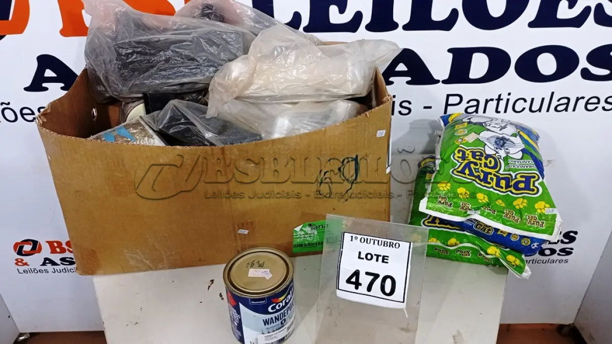 LOTE 470 - 03 PACOTES DE GRANULADOS SANITÁRIO COM 4KG CADA, 24 PEÇAS DE MÃO FRANCESA DE PLÁSTICO E GRANDE QUANTIDADE DE DVD E CDS DIVERSOS. (NO ESTADO) ATENÇÃO! FAZER A VISITAÇÃO ANTES DE ARREMATAR, NÃO SABEMOS SE FUNCIONA, LEILÃO NÃO TEM GARANTIA E NEM DEVOLUÇÃO, SUJEITO A POSSÍVEIS AVARIAS VISÍVEIS/OCULTAS E/OU AUSÊNCIA DE COMPONENTES.