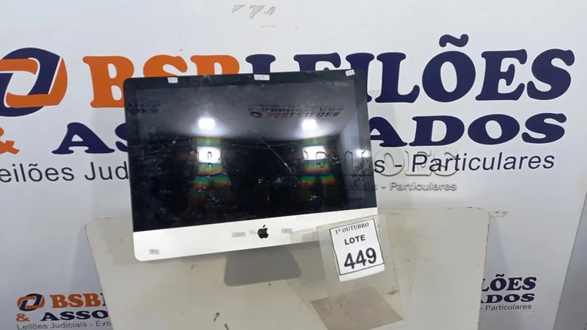 LOTE 449 - 01 IMAC APPLE. (NO ESTADO) ATENÇÃO! FAZER A VISITAÇÃO ANTES DE ARREMATAR, NÃO SABEMOS SE FUNCIONA, LEILÃO NÃO TEM GARANTIA E NEM DEVOLUÇÃO, SUJEITO A POSSÍVEIS AVARIAS VISÍVEIS/OCULTAS E/OU AUSÊNCIA DE COMPONENTES.