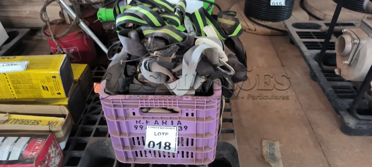 LOTE 018 - 01 LOTE COM CINTOS DE SEGURANÇA PARA OBRAS.(CAIXA NAO INCLUSA) (NO ESTADO) ATENÇÃO! FAZER A VISITAÇÃO ANTES DE ARREMATAR, NÃO SABEMOS SE FUNCIONA, LEILÃO NÃO TEM GARANTIA E NEM DEVOLUÇÃO, SUJEITO A POSSÍVEIS AVARIAS VISÍVEIS/OCULTAS E/OU AUSÊNCIA DE COMPONENTES.