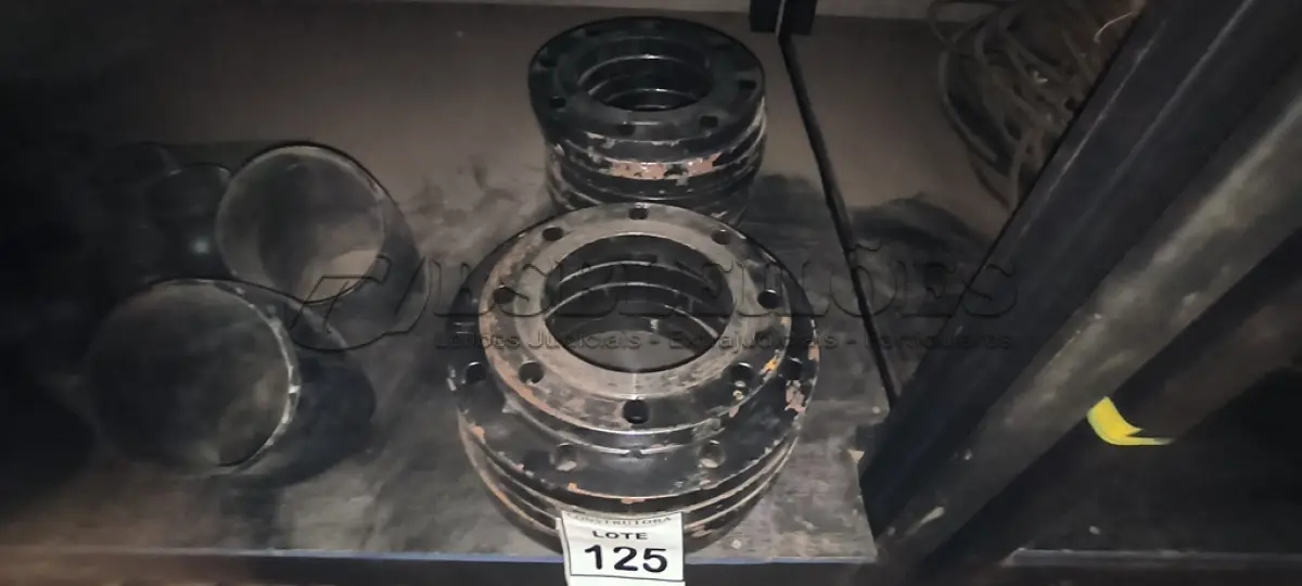 LOTE 125 - 01 LOTE COM FLANGES TAMANHOS DIVERSOS. (NO ESTADO) ATENÇÃO! FAZER A VISITAÇÃO ANTES DE ARREMATAR, NÃO SABEMOS SE FUNCIONA, LEILÃO NÃO TEM GARANTIA E NEM DEVOLUÇÃO, SUJEITO A POSSÍVEIS AVARIAS VISÍVEIS/OCULTAS E/OU AUSÊNCIA DE COMPONENTES.
