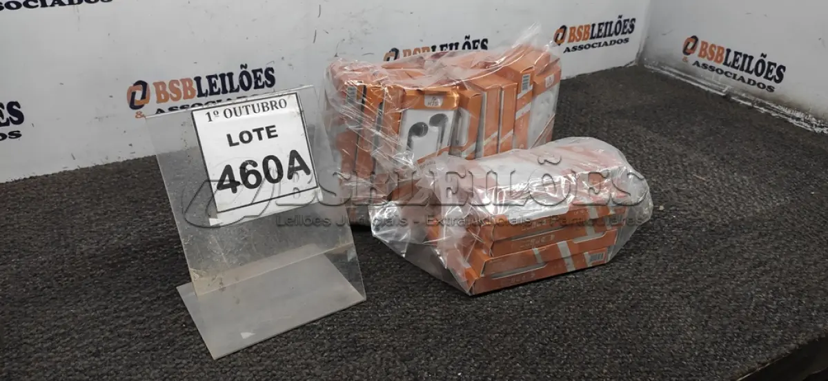 LOTE 460 - 01 LOTE COM GRANDE QUANTIDADE DE FONES DE OUVIDO. (NO ESTADO) ATENÇÃO! FAZER A VISITAÇÃO ANTES DE ARREMATAR, NÃO SABEMOS SE FUNCIONA, LEILÃO NÃO TEM GARANTIA E NEM DEVOLUÇÃO, SUJEITO A POSSÍVEIS AVARIAS VISÍVEIS/OCULTAS E/OU AUSÊNCIA DE COMPONENTES.