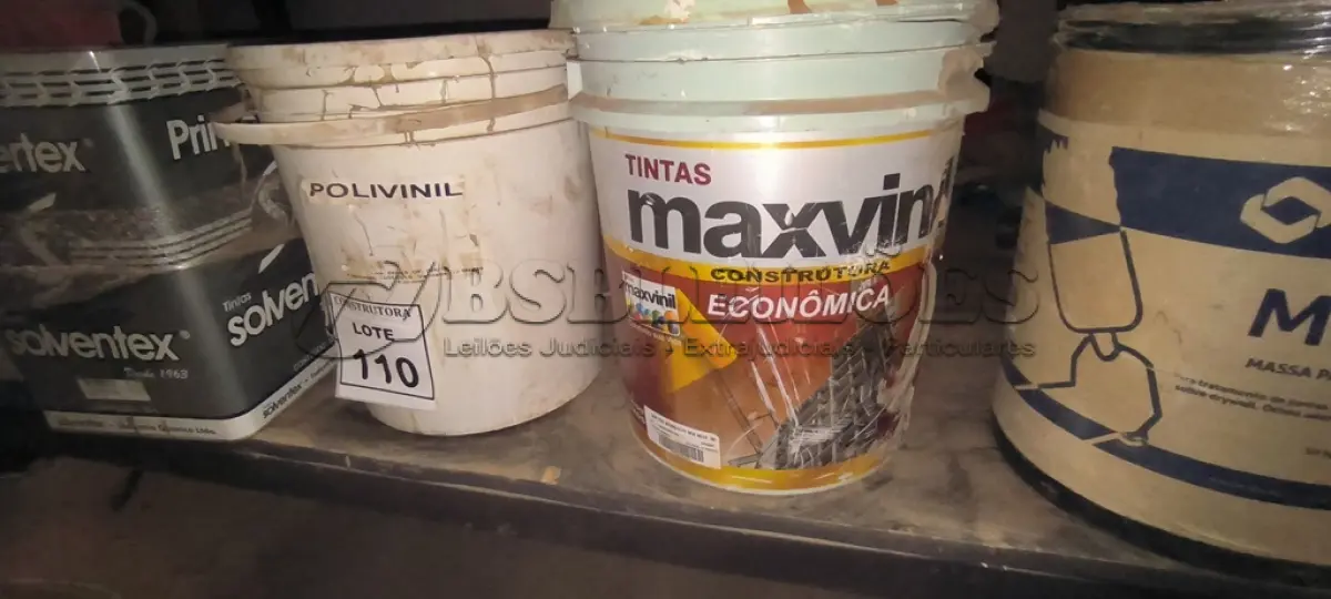 LOTE 110 - 01 BALDE COM POLIVINIL E 01 BALDE COM TEXTURA MARROM. (NO ESTADO) ATENÇÃO! FAZER A VISITAÇÃO ANTES DE ARREMATAR, NÃO SABEMOS SE FUNCIONA, LEILÃO NÃO TEM GARANTIA E NEM DEVOLUÇÃO, SUJEITO A POSSÍVEIS AVARIAS VISÍVEIS/OCULTAS E/OU AUSÊNCIA DE COMPONENTES. (NO ESTADO) ATENÇÃO! FAZER A VISITAÇÃO ANTES DE ARREMATAR, NÃO SABEMOS SE FUNCIONA, LEILÃO NÃO TEM GARANTIA E NEM DEVOLUÇÃO, SUJEITO A POSSÍVEIS AVARIAS VISÍVEIS/OCULTAS E/OU AUSÊNCIA DE COMPONENTES.