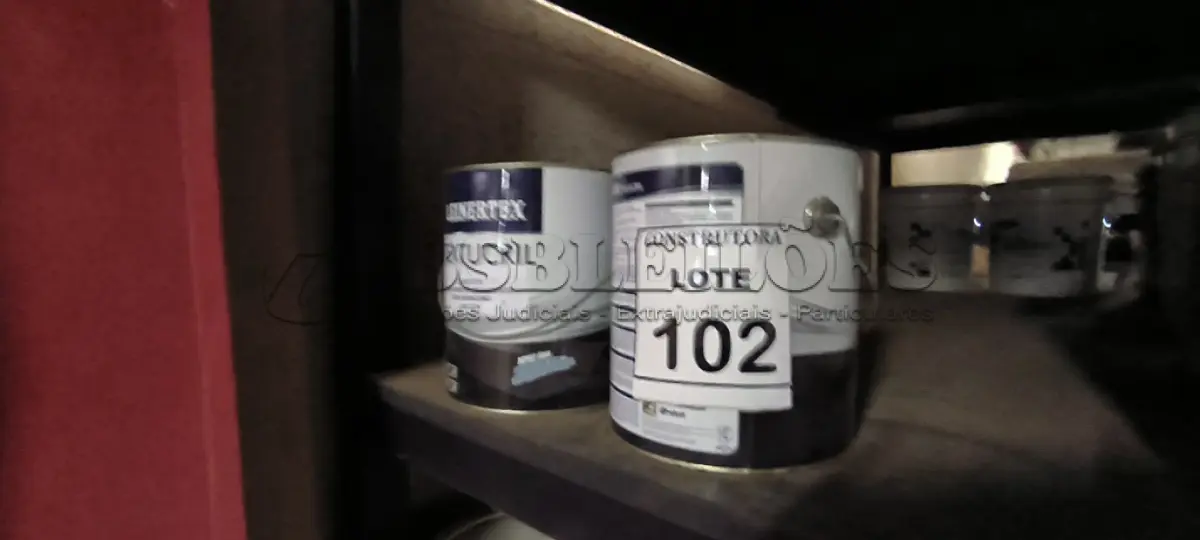 LOTE 102 - 03 LATAS DE REVESTIMENTO GRANULADO 6KG CORES DIVERSAS. (NO ESTADO) ATENÇÃO! FAZER A VISITAÇÃO ANTES DE ARREMATAR, NÃO SABEMOS SE FUNCIONA, LEILÃO NÃO TEM GARANTIA E NEM DEVOLUÇÃO, SUJEITO A POSSÍVEIS AVARIAS VISÍVEIS/OCULTAS E/OU AUSÊNCIA DE COMPONENTES.