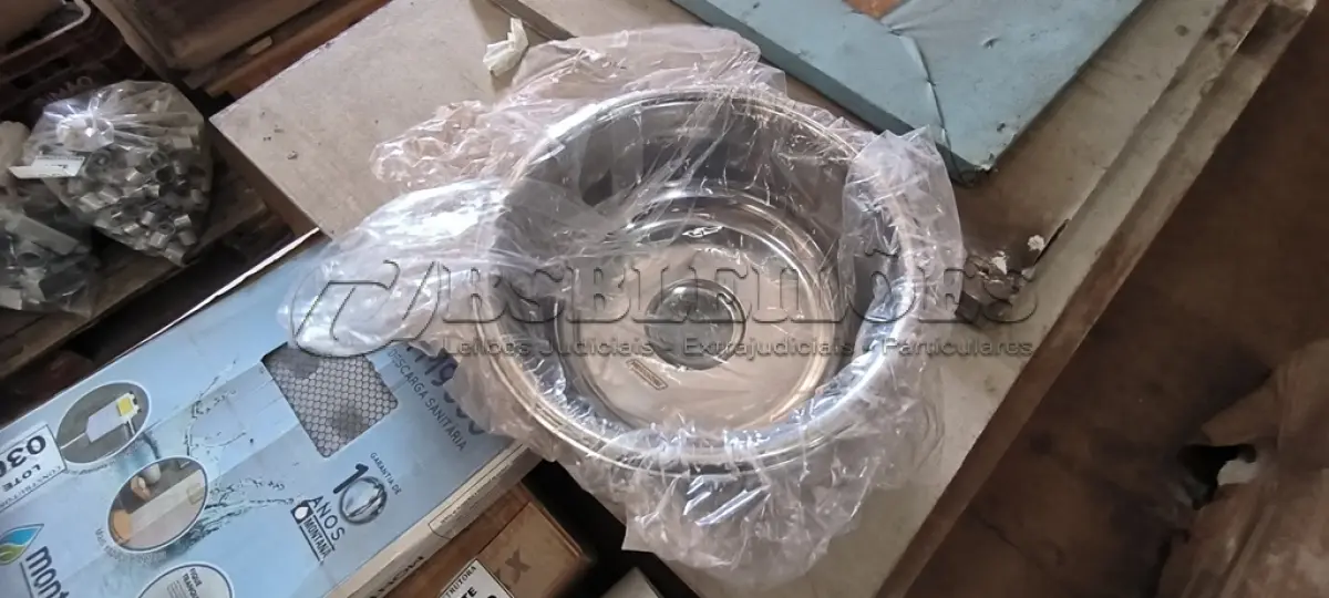 LOTE 029 - 06 CUBAS EM INOX REDONDAS 150MM. (NO ESTADO) ATENÇÃO! FAZER A VISITAÇÃO ANTES DE ARREMATAR, NÃO SABEMOS SE FUNCIONA, LEILÃO NÃO TEM GARANTIA E NEM DEVOLUÇÃO, SUJEITO A POSSÍVEIS AVARIAS VISÍVEIS/OCULTAS E/OU AUSÊNCIA DE COMPONENTES.