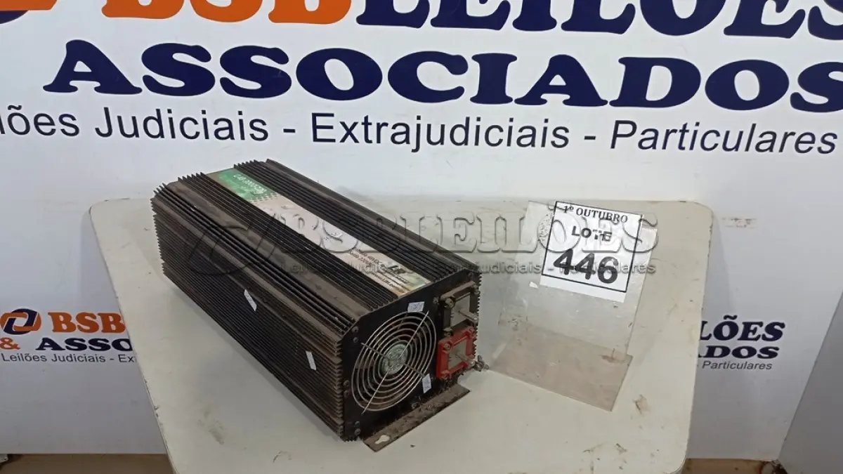 LOTE 446 - 01 INVERSOR DE ENERGIA DE DC PARA AC G48-3000-220. (NO ESTADO) ATENÇÃO! FAZER A VISITAÇÃO ANTES DE ARREMATAR, NÃO SABEMOS SE FUNCIONA, LEILÃO NÃO TEM GARANTIA E NEM DEVOLUÇÃO, SUJEITO A POSSÍVEIS AVARIAS VISÍVEIS/OCULTAS E/OU AUSÊNCIA DE COMPONENTES.