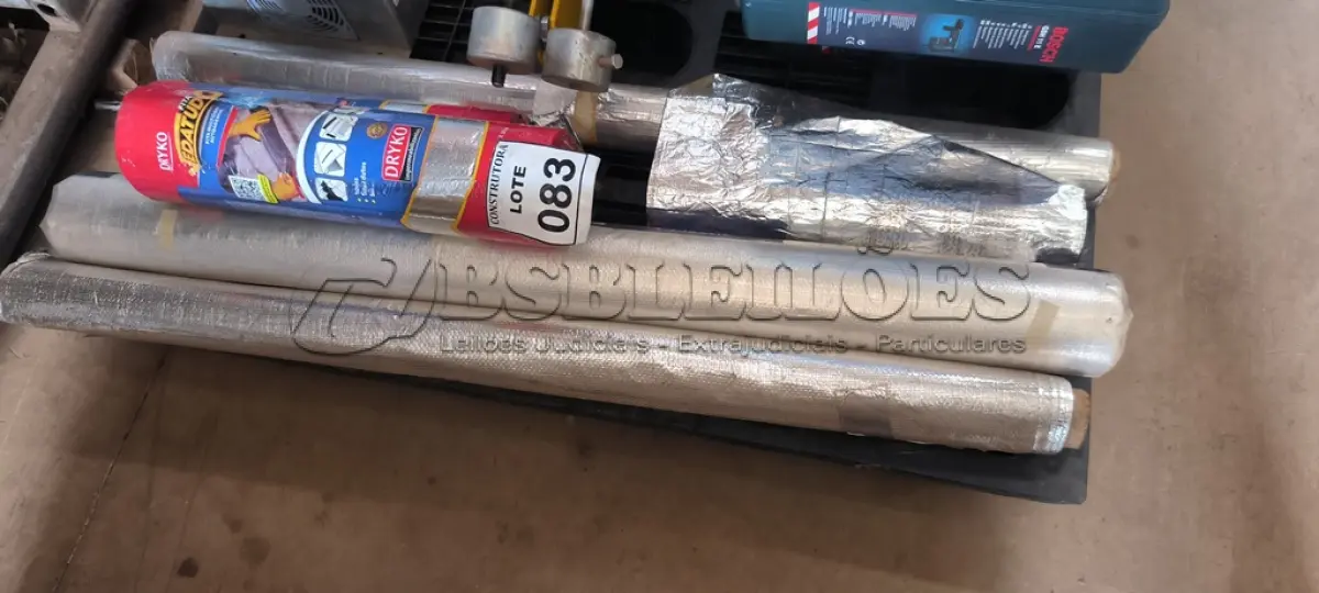 LOTE 083 - 01 LOTE COM FITAS MULTIUSO AUTO ADESIVAS. (NO ESTADO) ATENÇÃO! FAZER A VISITAÇÃO ANTES DE ARREMATAR, NÃO SABEMOS SE FUNCIONA, LEILÃO NÃO TEM GARANTIA E NEM DEVOLUÇÃO, SUJEITO A POSSÍVEIS AVARIAS VISÍVEIS/OCULTAS E/OU AUSÊNCIA DE COMPONENTES.