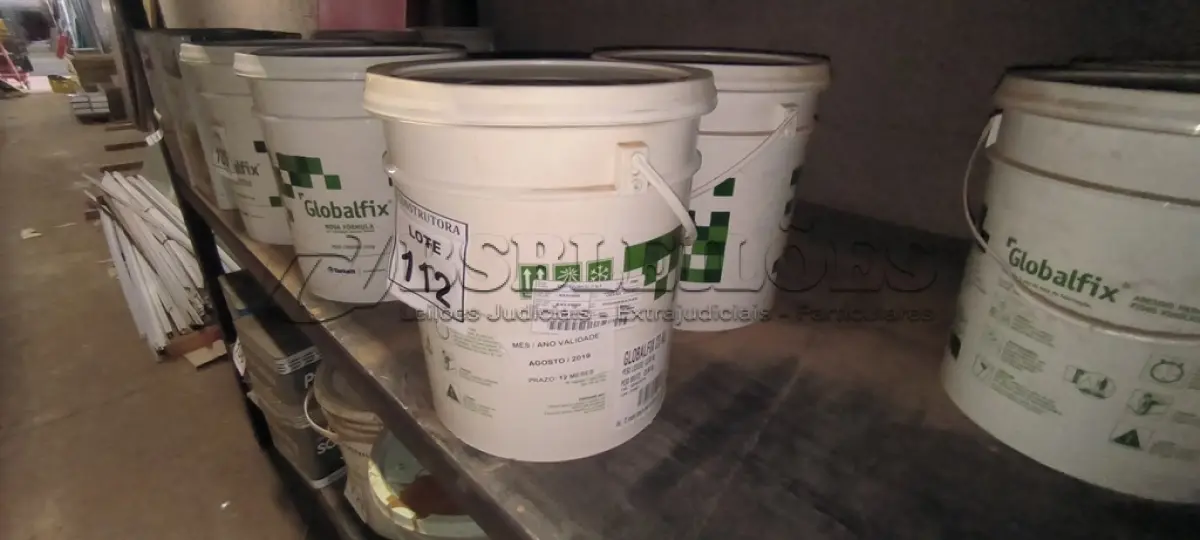 LOTE 112 - 02 BALDES DE ADESIVOS GLOBALFIX 23KG. (NO ESTADO) ATENÇÃO! FAZER A VISITAÇÃO ANTES DE ARREMATAR, NÃO SABEMOS SE FUNCIONA, LEILÃO NÃO TEM GARANTIA E NEM DEVOLUÇÃO, SUJEITO A POSSÍVEIS AVARIAS VISÍVEIS/OCULTAS E/OU AUSÊNCIA DE COMPONENTES.
