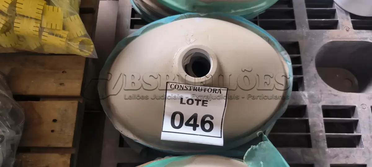 LOTE 046 - 04 CUBAS OVAIS PARA LAVATÓRIO. (NO ESTADO) ATENÇÃO! FAZER A VISITAÇÃO ANTES DE ARREMATAR, NÃO SABEMOS SE FUNCIONA, LEILÃO NÃO TEM GARANTIA E NEM DEVOLUÇÃO, SUJEITO A POSSÍVEIS AVARIAS VISÍVEIS/OCULTAS E/OU AUSÊNCIA DE COMPONENTES.