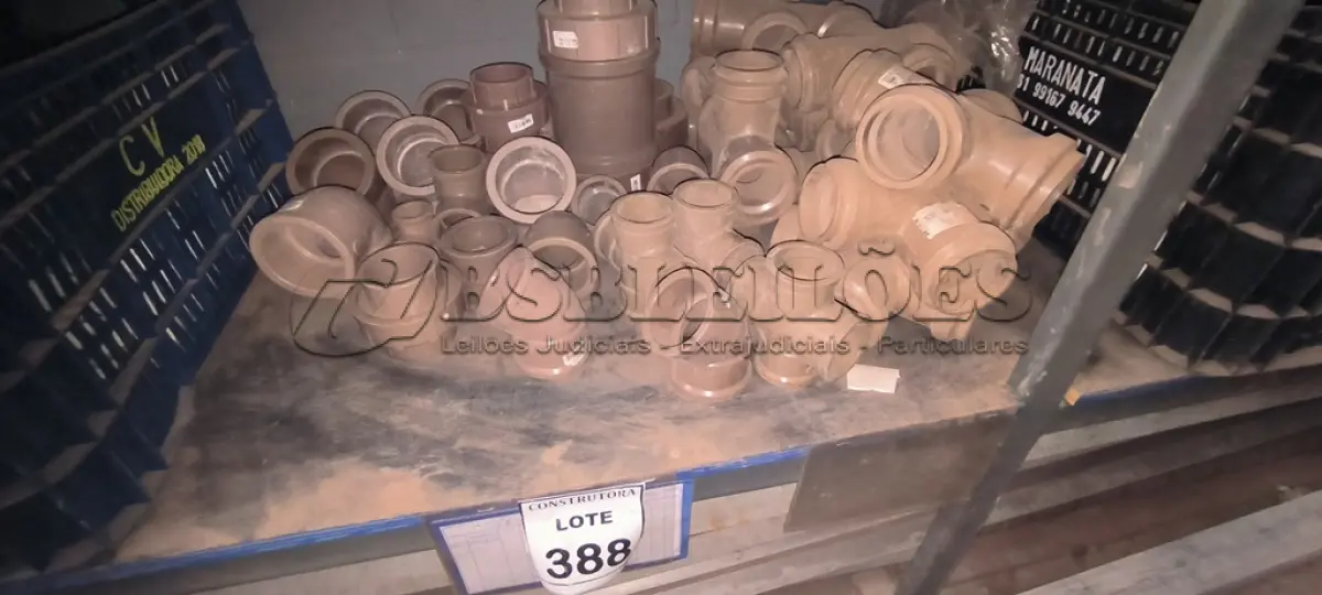 LOTE 388 - 01 LOTE COM CRUZETA EM PVC 60MM,50MM, UNIÃO SOLDÁVEL 60MM. (NO ESTADO) ATENÇÃO! FAZER A VISITAÇÃO ANTES DE ARREMATAR, NÃO SABEMOS SE FUNCIONA, LEILÃO NÃO TEM GARANTIA E NEM DEVOLUÇÃO, SUJEITO A POSSÍVEIS AVARIAS VISÍVEIS/OCULTAS E/OU AUSÊNCIA DE COMPONENTES.