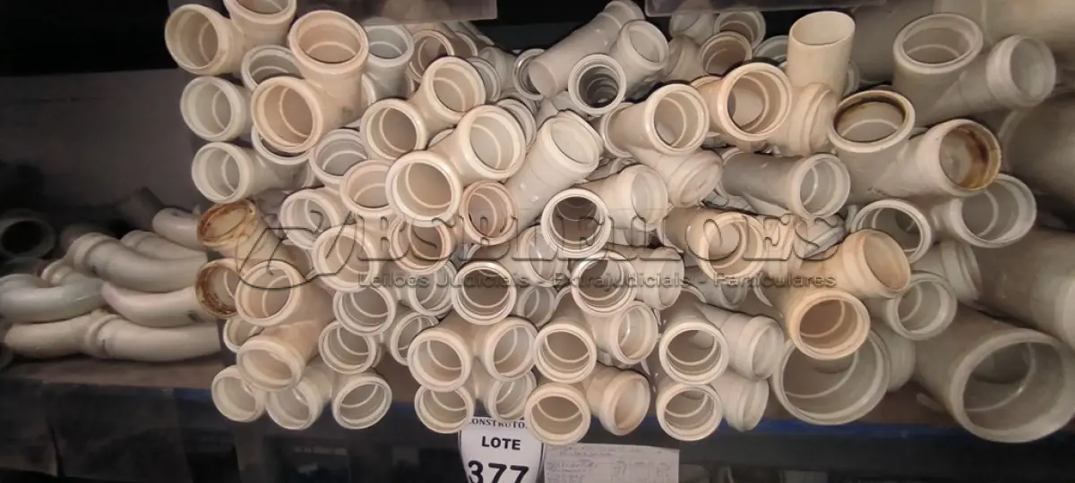 LOTE 377 - 01 LOTE COM JUNÇÃO EM PVC PARA ESGOTO DE 50X50MM. (NO ESTADO) ATENÇÃO! FAZER A VISITAÇÃO ANTES DE ARREMATAR, NÃO SABEMOS SE FUNCIONA, LEILÃO NÃO TEM GARANTIA E NEM DEVOLUÇÃO, SUJEITO A POSSÍVEIS AVARIAS VISÍVEIS/OCULTAS E/OU AUSÊNCIA DE COMPONENTES.