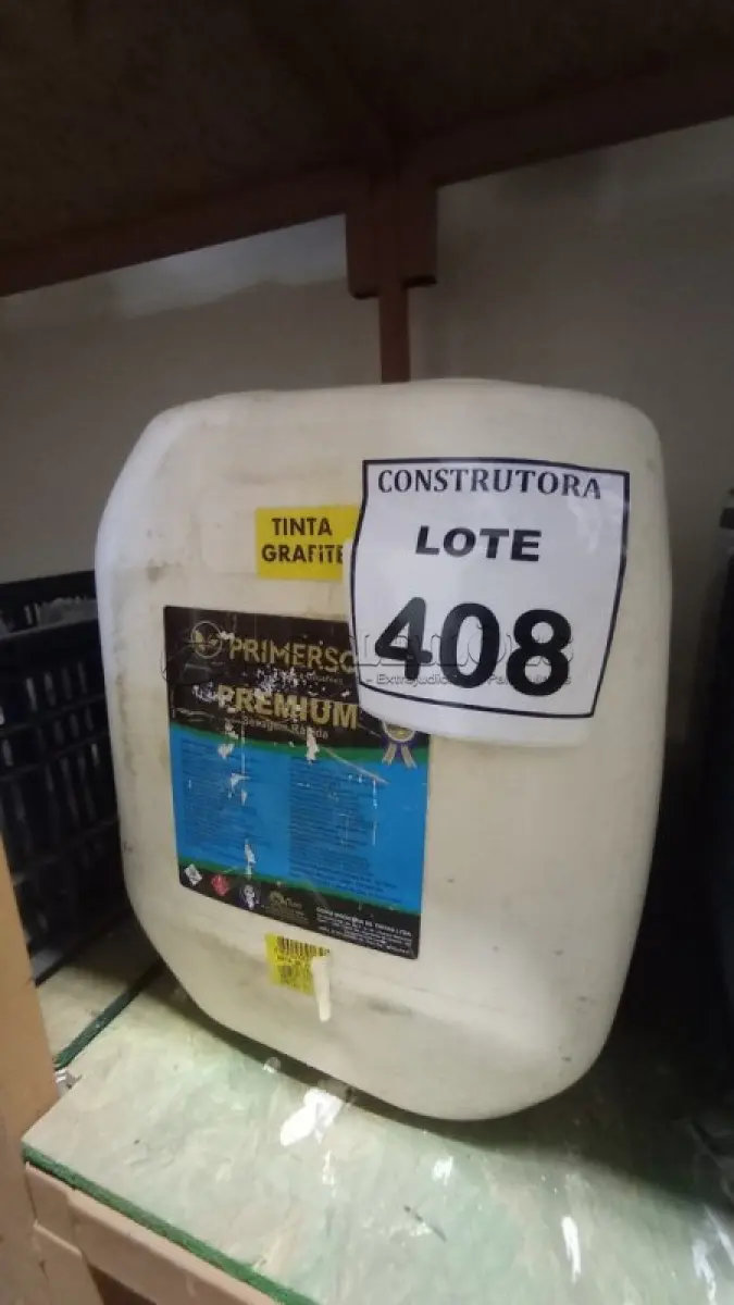 LOTE 408 - 01 BALDE DE ZARCÃO GRAFITE E 01 LATA DE COLA BRANCA. (NO ESTADO) ATENÇÃO! FAZER A VISITAÇÃO ANTES DE ARREMATAR, NÃO SABEMOS SE FUNCIONA, LEILÃO NÃO TEM GARANTIA E NEM DEVOLUÇÃO, SUJEITO A POSSÍVEIS AVARIAS VISÍVEIS/OCULTAS E/OU AUSÊNCIA DE COMPONENTES.