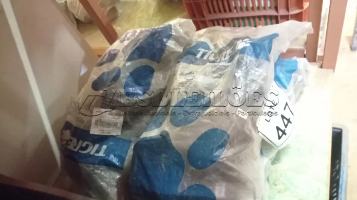 LOTE 447 - 01 LOTE COM TE DE 50MM SOLDÁVEL. (NO ESTADO) ATENÇÃO! FAZER A VISITAÇÃO ANTES DE ARREMATAR, NÃO SABEMOS SE FUNCIONA, LEILÃO NÃO TEM GARANTIA E NEM DEVOLUÇÃO, SUJEITO A POSSÍVEIS AVARIAS VISÍVEIS/OCULTAS E/OU AUSÊNCIA DE COMPONENTES.