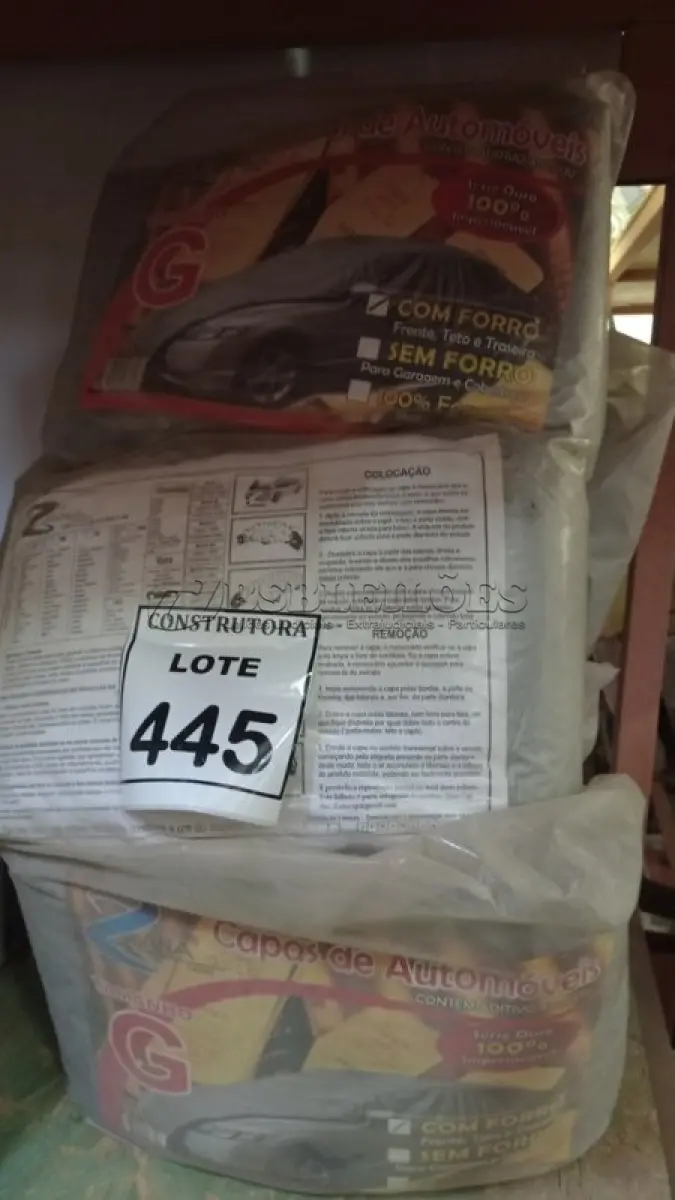 LOTE 445 - 05 CAPAS DE AUTOMÓVEIS. (NO ESTADO) ATENÇÃO! FAZER A VISITAÇÃO ANTES DE ARREMATAR, NÃO SABEMOS SE FUNCIONA, LEILÃO NÃO TEM GARANTIA E NEM DEVOLUÇÃO, SUJEITO A POSSÍVEIS AVARIAS VISÍVEIS/OCULTAS E/OU AUSÊNCIA DE COMPONENTES.