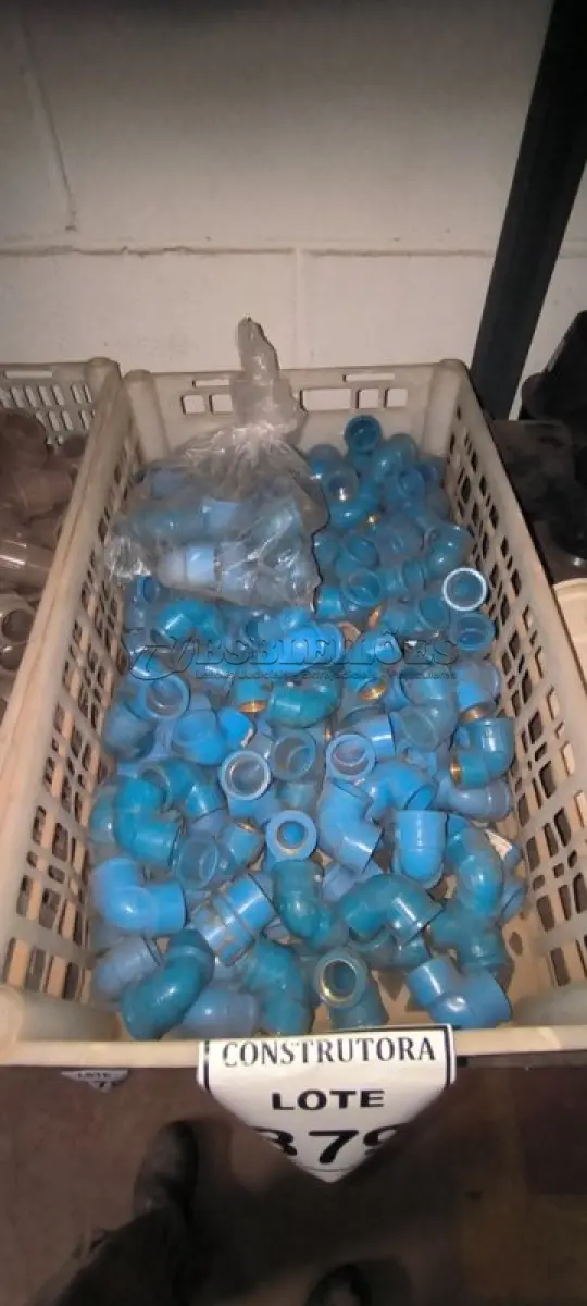LOTE 379 - 01 LOTE COM JOELHOS DE 25X1/2 AZUL SOLDÁVEL. (CAIXA ORGANIZADORA NAO INCLUSA) (NO ESTADO) ATENÇÃO! FAZER A VISITAÇÃO ANTES DE ARREMATAR, NÃO SABEMOS SE FUNCIONA, LEILÃO NÃO TEM GARANTIA E NEM DEVOLUÇÃO, SUJEITO A POSSÍVEIS AVARIAS VISÍVEIS/OCULTAS E/OU AUSÊNCIA DE COMPONENTES.