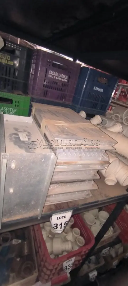 LOTE 315 - 01 LOTE COM TAMPAS DE VENTILAÇÃO. (NO ESTADO) ATENÇÃO! FAZER A VISITAÇÃO ANTES DE ARREMATAR, NÃO SABEMOS SE FUNCIONA, LEILÃO NÃO TEM GARANTIA E NEM DEVOLUÇÃO, SUJEITO A POSSÍVEIS AVARIAS VISÍVEIS/OCULTAS E/OU AUSÊNCIA DE COMPONENTES.