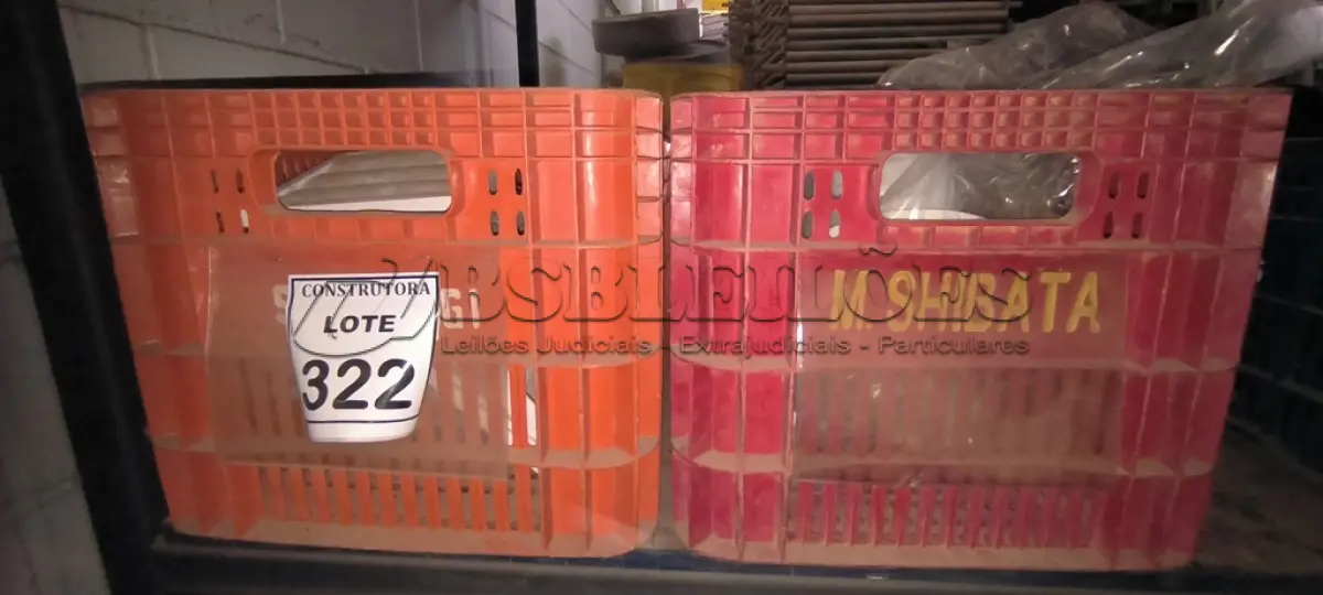 LOTE 322 - 01 LOTE COM GRELHAS PARA VENTILAÇÃO. (CAIXA ORGANIZADORA NAO INCLUSA) (NO ESTADO) ATENÇÃO! FAZER A VISITAÇÃO ANTES DE ARREMATAR, NÃO SABEMOS SE FUNCIONA, LEILÃO NÃO TEM GARANTIA E NEM DEVOLUÇÃO, SUJEITO A POSSÍVEIS AVARIAS VISÍVEIS/OCULTAS E/OU AUSÊNCIA DE COMPONENTES.