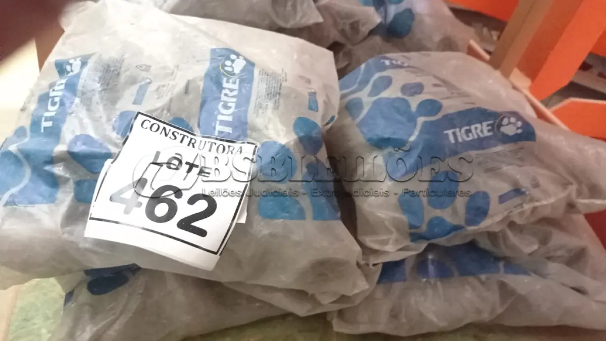 LOTE 462 - 01 LOTE COM JOELHOS DE 40MM SOLDÁVEIS. (NO ESTADO) ATENÇÃO! FAZER A VISITAÇÃO ANTES DE ARREMATAR, NÃO SABEMOS SE FUNCIONA, LEILÃO NÃO TEM GARANTIA E NEM DEVOLUÇÃO, SUJEITO A POSSÍVEIS AVARIAS VISÍVEIS/OCULTAS E/OU AUSÊNCIA DE COMPONENTES.
