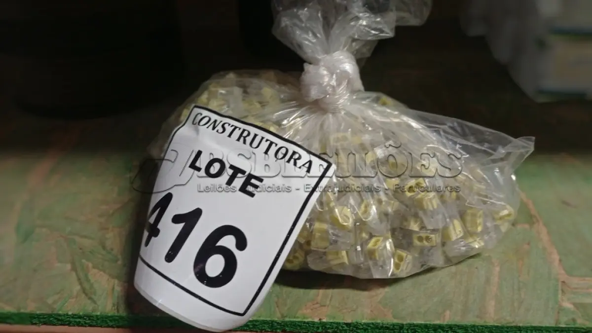 LOTE 416 - 01 LOTE COM CONECTORES PARA FIOS ELÉTRICOS 2X AWG12,CU MAX. (NO ESTADO) ATENÇÃO! FAZER A VISITAÇÃO ANTES DE ARREMATAR, NÃO SABEMOS SE FUNCIONA, LEILÃO NÃO TEM GARANTIA E NEM DEVOLUÇÃO, SUJEITO A POSSÍVEIS AVARIAS VISÍVEIS/OCULTAS E/OU AUSÊNCIA DE COMPONENTES.
