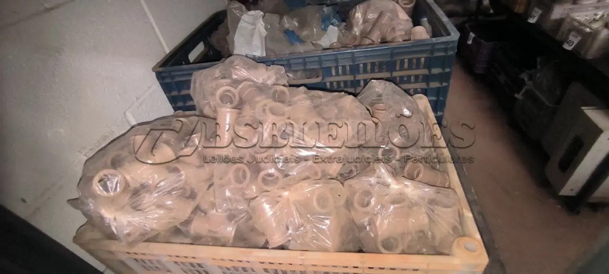 LOTE 396 - 01 LOTE COM PARAFUSOS DIVERSOS TAMANHOS E MODELOS. (NO ESTADO) ATENÇÃO! FAZER A VISITAÇÃO ANTES DE ARREMATAR, NÃO SABEMOS SE FUNCIONA, LEILÃO NÃO TEM GARANTIA E NEM DEVOLUÇÃO, SUJEITO A POSSÍVEIS AVARIAS VISÍVEIS/OCULTAS E/OU AUSÊNCIA DE COMPONENTES.