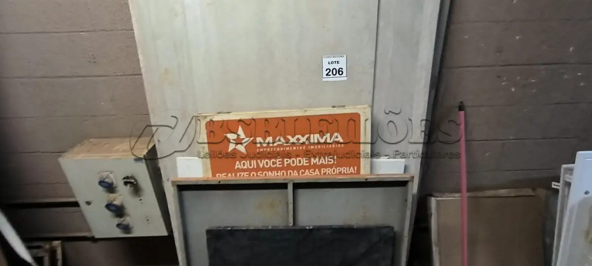 LOTE 206 - 01 LOTE COM PLACAS CIMENTÍCIAS E DE DRY WALL. (NO ESTADO) ATENÇÃO! FAZER A VISITAÇÃO ANTES DE ARREMATAR, NÃO SABEMOS SE FUNCIONA, LEILÃO NÃO TEM GARANTIA E NEM DEVOLUÇÃO, SUJEITO A POSSÍVEIS AVARIAS VISÍVEIS/OCULTAS E/OU AUSÊNCIA DE COMPONENTES.