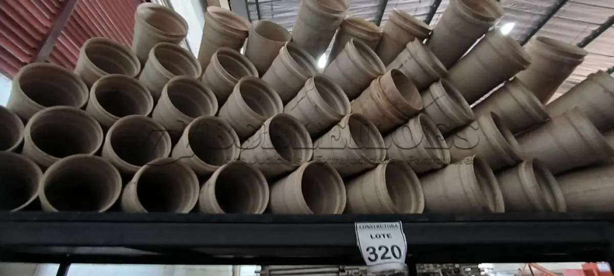 LOTE 320 - 01 LOTE COM CURVAS PVC PARA ESGOTO 90’X150MM. (NO ESTADO) ATENÇÃO! FAZER A VISITAÇÃO ANTES DE ARREMATAR, NÃO SABEMOS SE FUNCIONA, LEILÃO NÃO TEM GARANTIA E NEM DEVOLUÇÃO, SUJEITO A POSSÍVEIS AVARIAS VISÍVEIS/OCULTAS E/OU AUSÊNCIA DE COMPONENTES.
