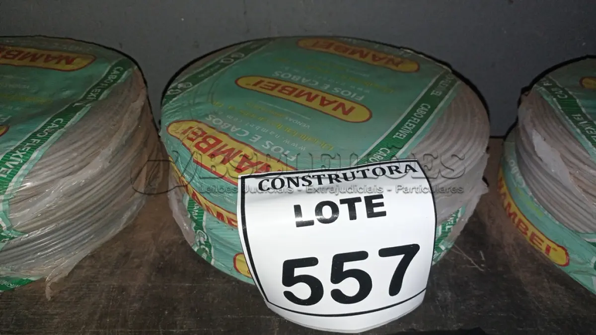LOTE 557 - 02 ROLOS DE FIO 1X1,5MM ANTI CHAMA 450/750 100 METROS NA COR CINZA. (NO ESTADO) ATENÇÃO! FAZER A VISITAÇÃO ANTES DE ARREMATAR, NÃO SABEMOS SE FUNCIONA, LEILÃO NÃO TEM GARANTIA E NEM DEVOLUÇÃO, SUJEITO A POSSÍVEIS AVARIAS VISÍVEIS/OCULTAS E/OU AUSÊNCIA DE COMPONENTES.