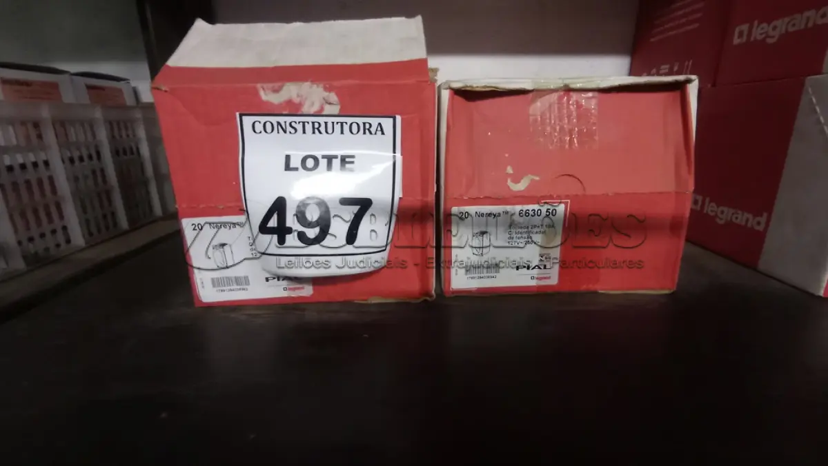 LOTE 497 - 01 LOTE COM TOMADAS 2P+T 10AMP. (NO ESTADO) ATENÇÃO! FAZER A VISITAÇÃO ANTES DE ARREMATAR, NÃO SABEMOS SE FUNCIONA, LEILÃO NÃO TEM GARANTIA E NEM DEVOLUÇÃO, SUJEITO A POSSÍVEIS AVARIAS VISÍVEIS/OCULTAS E/OU AUSÊNCIA DE COMPONENTES.