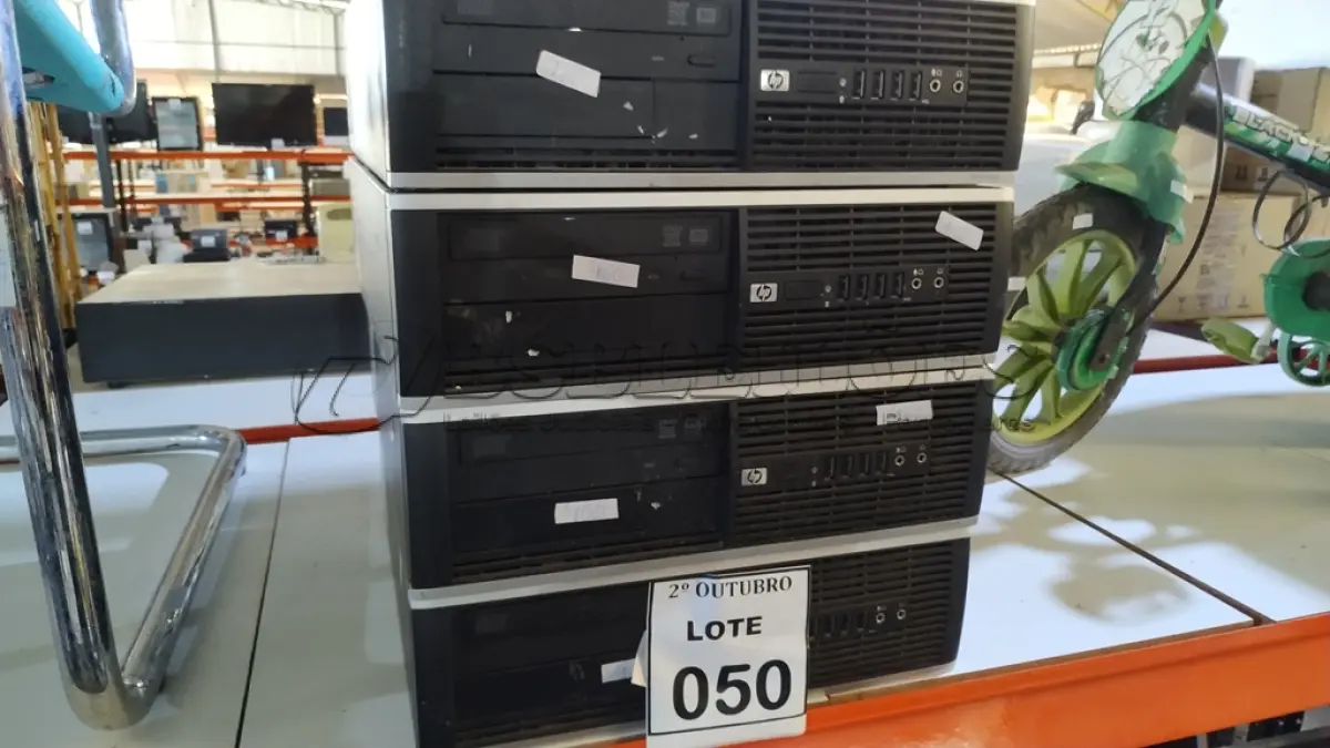 LOTE 050 - 04 CPUS MARCA HP. (NO ESTADO) ATENÇÃO! FAZER A VISITAÇÃO ANTES DE ARREMATAR, NÃO SABEMOS SE FUNCIONA, LEILÃO NÃO TEM GARANTIA E NEM DEVOLUÇÃO, SUJEITO A POSSÍVEIS AVARIAS VISÍVEIS/OCULTAS E/OU AUSÊNCIA DE COMPONENTES.