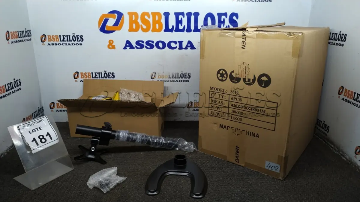 LOTE 181 - 01 CAIXA COM 06 SUPORTES PARA MONITORES MARCA DATEN. (NO ESTADO) ATENÇÃO! FAZER A VISITAÇÃO ANTES DE ARREMATAR, NÃO SABEMOS SE FUNCIONA, LEILÃO NÃO TEM GARANTIA E NEM DEVOLUÇÃO, SUJEITO A POSSÍVEIS AVARIAS VISÍVEIS/OCULTAS E/OU AUSÊNCIA DE COMPONENTES.