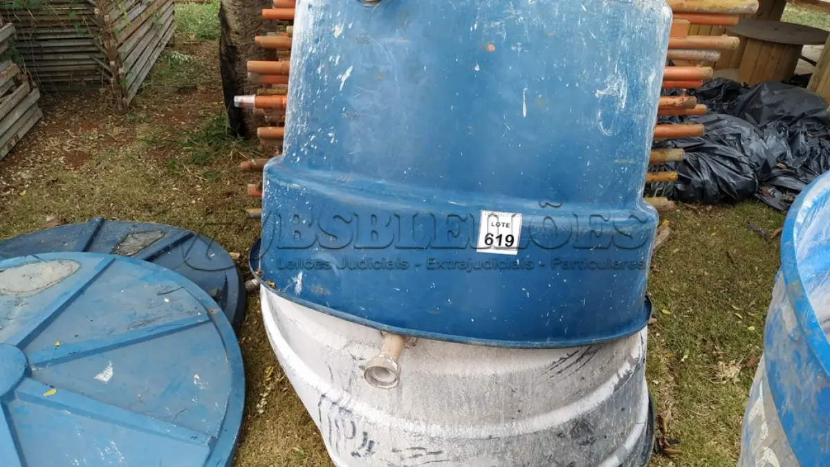 LOTE 619 - 02 CAIXAS D’AGUA 500L. (NO ESTADO) ATENÇÃO! FAZER A VISITAÇÃO ANTES DE ARREMATAR, NÃO SABEMOS SE FUNCIONA, LEILÃO NÃO TEM GARANTIA E NEM DEVOLUÇÃO, SUJEITO A POSSÍVEIS AVARIAS VISÍVEIS/OCULTAS E/OU AUSÊNCIA DE COMPONENTES.