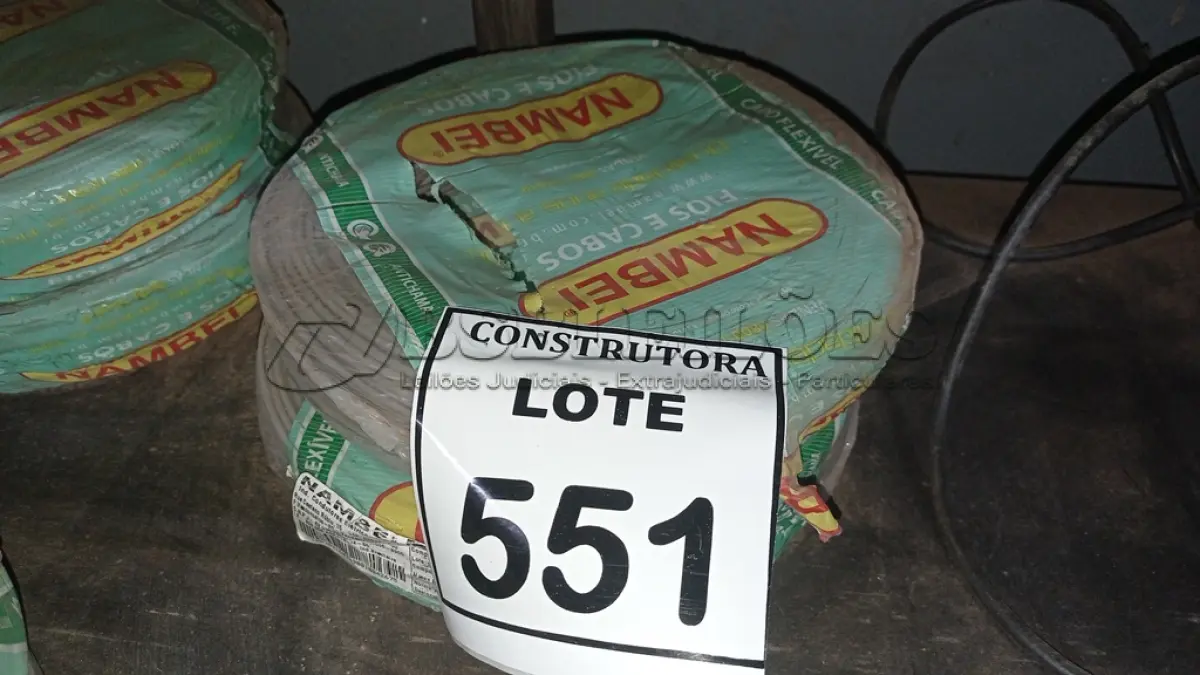 LOTE 551 - 02 ROLOS DE FIO 1X1,5MM ANTI CHAMA 450/750 100 METROS NA COR CINZA. (NO ESTADO) ATENÇÃO! FAZER A VISITAÇÃO ANTES DE ARREMATAR, NÃO SABEMOS SE FUNCIONA, LEILÃO NÃO TEM GARANTIA E NEM DEVOLUÇÃO, SUJEITO A POSSÍVEIS AVARIAS VISÍVEIS/OCULTAS E/OU AUSÊNCIA DE COMPONENTES.