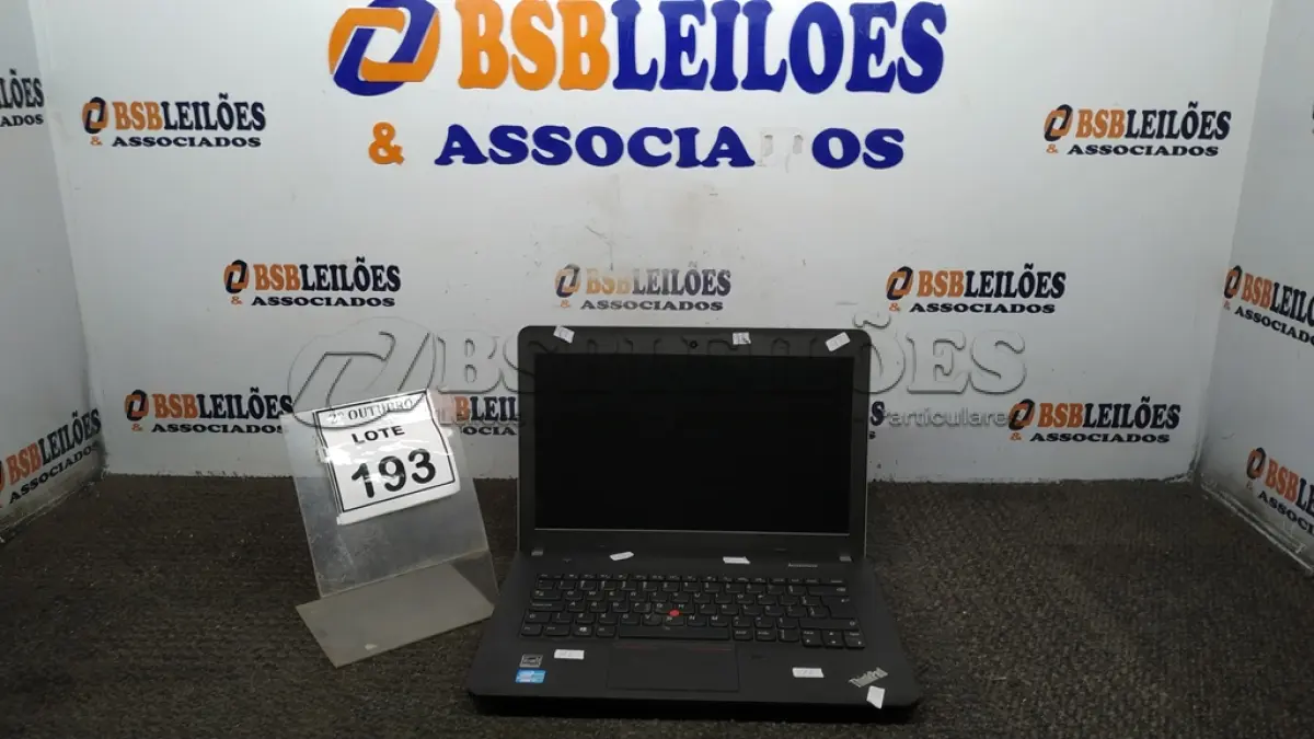 LOTE 193 - 01 NOTEBOOK MARCA LENOVO THINKPAD. (NO ESTADO) ATENÇÃO! FAZER A VISITAÇÃO ANTES DE ARREMATAR, NÃO SABEMOS SE FUNCIONA, LEILÃO NÃO TEM GARANTIA E NEM DEVOLUÇÃO, SUJEITO A POSSÍVEIS AVARIAS VISÍVEIS/OCULTAS E/OU AUSÊNCIA DE COMPONENTES.