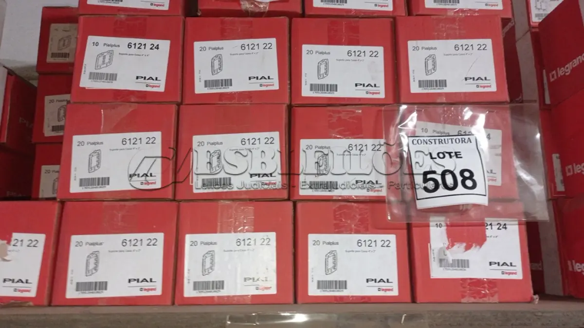 LOTE 508 - 01 LOTE COM SUPORTE 4X4 6 MÓDULOS. (NO ESTADO) ATENÇÃO! FAZER A VISITAÇÃO ANTES DE ARREMATAR, NÃO SABEMOS SE FUNCIONA, LEILÃO NÃO TEM GARANTIA E NEM DEVOLUÇÃO, SUJEITO A POSSÍVEIS AVARIAS VISÍVEIS/OCULTAS E/OU AUSÊNCIA DE COMPONENTES.