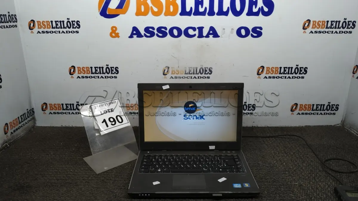 LOTE 190 - 01 NOTEBOOK MARCA DELL. (NO ESTADO) ATENÇÃO! FAZER A VISITAÇÃO ANTES DE ARREMATAR, NÃO SABEMOS SE FUNCIONA, LEILÃO NÃO TEM GARANTIA E NEM DEVOLUÇÃO, SUJEITO A POSSÍVEIS AVARIAS VISÍVEIS/OCULTAS E/OU AUSÊNCIA DE COMPONENTES.