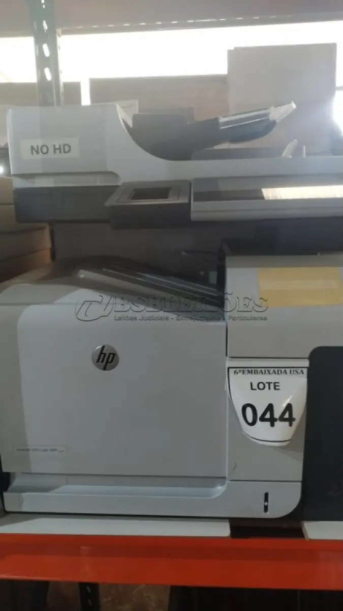 LOTE 044 - 01 IMPRESSORA HP LASERJET 500 COLOR MFP M575. (NO ESTADO EM QUE SE ENCONTRA. SUJEITO A AVARIAS OCULTAS/VISÍVEIS.) AV9635X