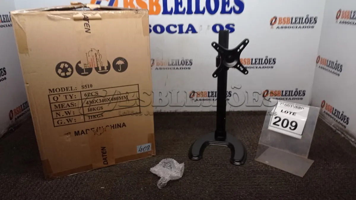 LOTE 209 - 01 CAIXA COM 06 SUPORTES PARA MONITORES MARCA DATEN. (NO ESTADO) ATENÇÃO! FAZER A VISITAÇÃO ANTES DE ARREMATAR, NÃO SABEMOS SE FUNCIONA, LEILÃO NÃO TEM GARANTIA E NEM DEVOLUÇÃO, SUJEITO A POSSÍVEIS AVARIAS VISÍVEIS/OCULTAS E/OU AUSÊNCIA DE COMPONENTES.