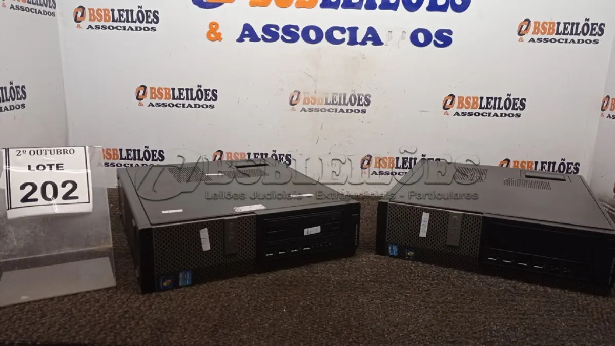 LOTE 202 - 02 CPUS MARCA DELL. (NO ESTADO) ATENÇÃO! FAZER A VISITAÇÃO ANTES DE ARREMATAR, NÃO SABEMOS SE FUNCIONA, LEILÃO NÃO TEM GARANTIA E NEM DEVOLUÇÃO, SUJEITO A POSSÍVEIS AVARIAS VISÍVEIS/OCULTAS E/OU AUSÊNCIA DE COMPONENTES.