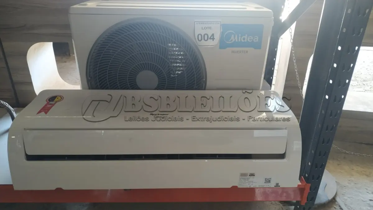 LOTE 004 - 01 AR CONDICIONADO MIDEA INVERTER SEM CONTROLE 18.000 BTUS. (NO ESTADO EM QUE SE ENCONTRA. SUJEITO A AVARIAS OCULTAS/VISÍVEIS.) BH1462J