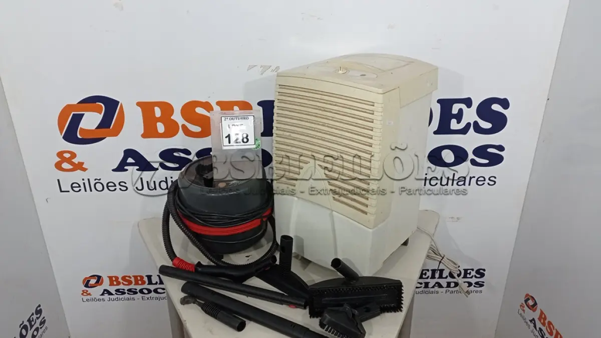 LOTE 128 - 01 DESUMIDIFICADOR E 01 MÁQUINA DE LIMPEZA A VAPOR COM ACESSÓRIOS. (NO ESTADO) ATENÇÃO! FAZER A VISITAÇÃO ANTES DE ARREMATAR, NÃO SABEMOS SE FUNCIONA, LEILÃO NÃO TEM GARANTIA E NEM DEVOLUÇÃO, SUJEITO A POSSÍVEIS AVARIAS VISÍVEIS/OCULTAS E/OU AUSÊNCIA DE COMPONENTES.