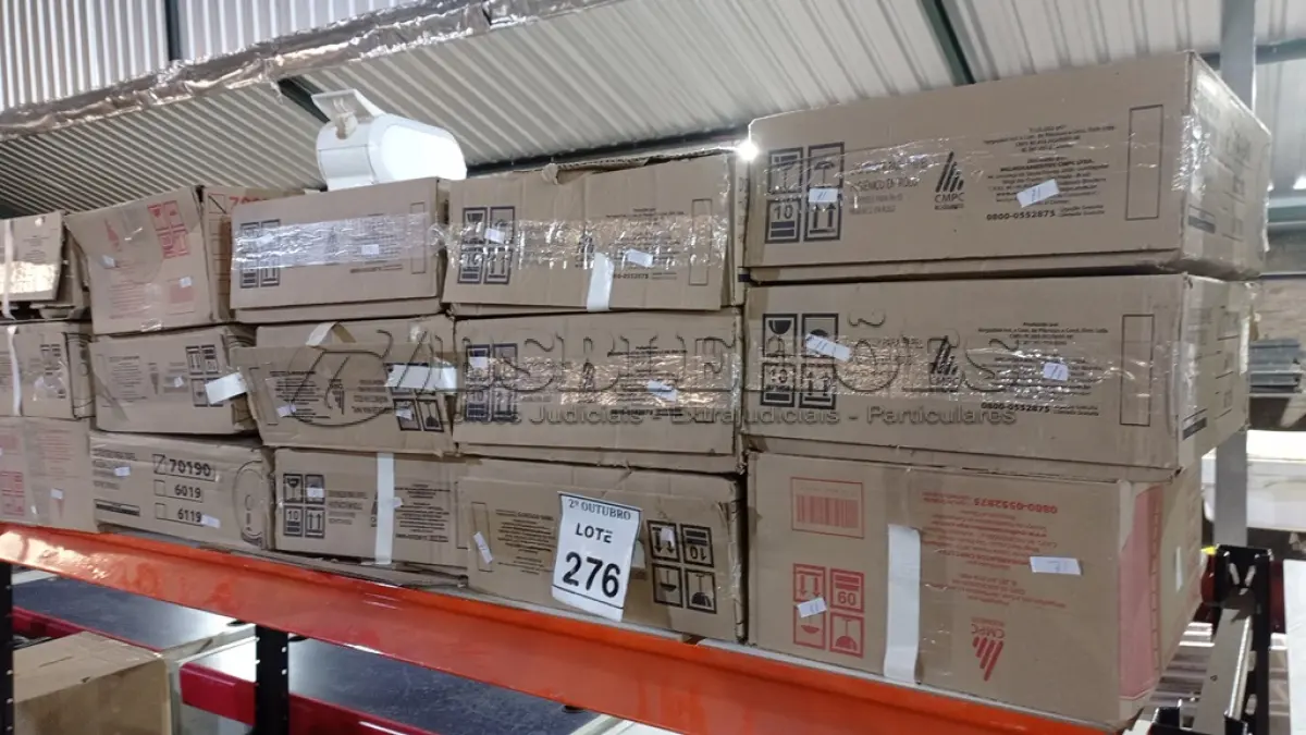 LOTE 276 - 01 LOTE COM GRANDE QUANTIDADE DE DISPENSES DE PAPEL. (NO ESTADO) ATENÇÃO! FAZER A VISITAÇÃO ANTES DE ARREMATAR, NÃO SABEMOS SE FUNCIONA, LEILÃO NÃO TEM GARANTIA E NEM DEVOLUÇÃO, SUJEITO A POSSÍVEIS AVARIAS VISÍVEIS/OCULTAS E/OU AUSÊNCIA DE COMPONENTES.
